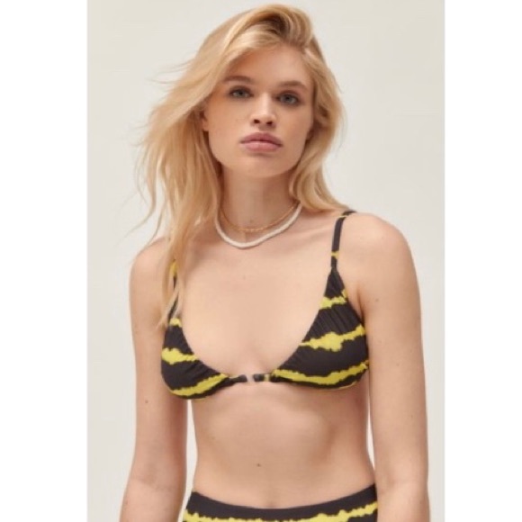 Urban Outfitters Other - 3/$25 NWT Urban Outfitters triangle bikini top